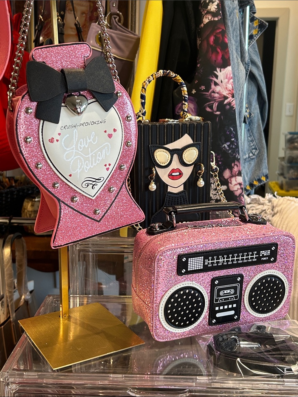Bundle Pink/Black Novelty Crossbody Bags Betsey Johnson Potion/Lady/Boombox New - Picture 6 of 7